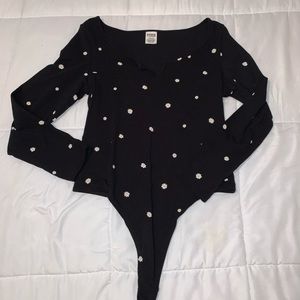 PINK Long Sleeve Floral Bodysuit